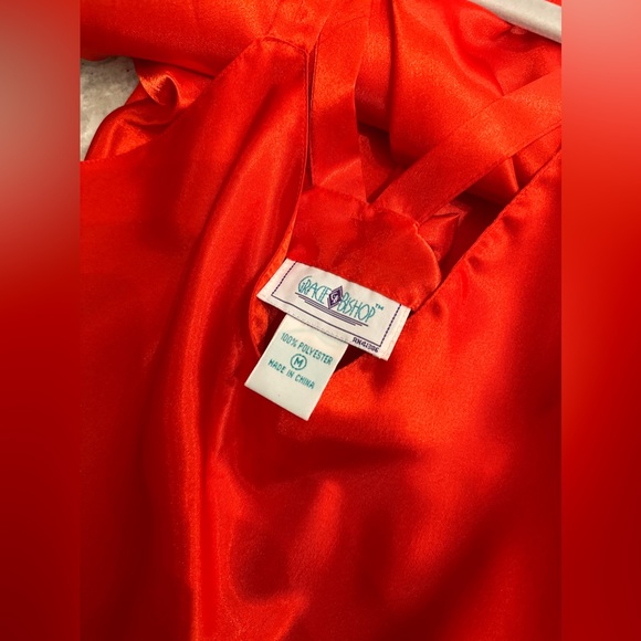Gracie Bishop Red satin chemise nightgown Sz M - Picture 6 of 6